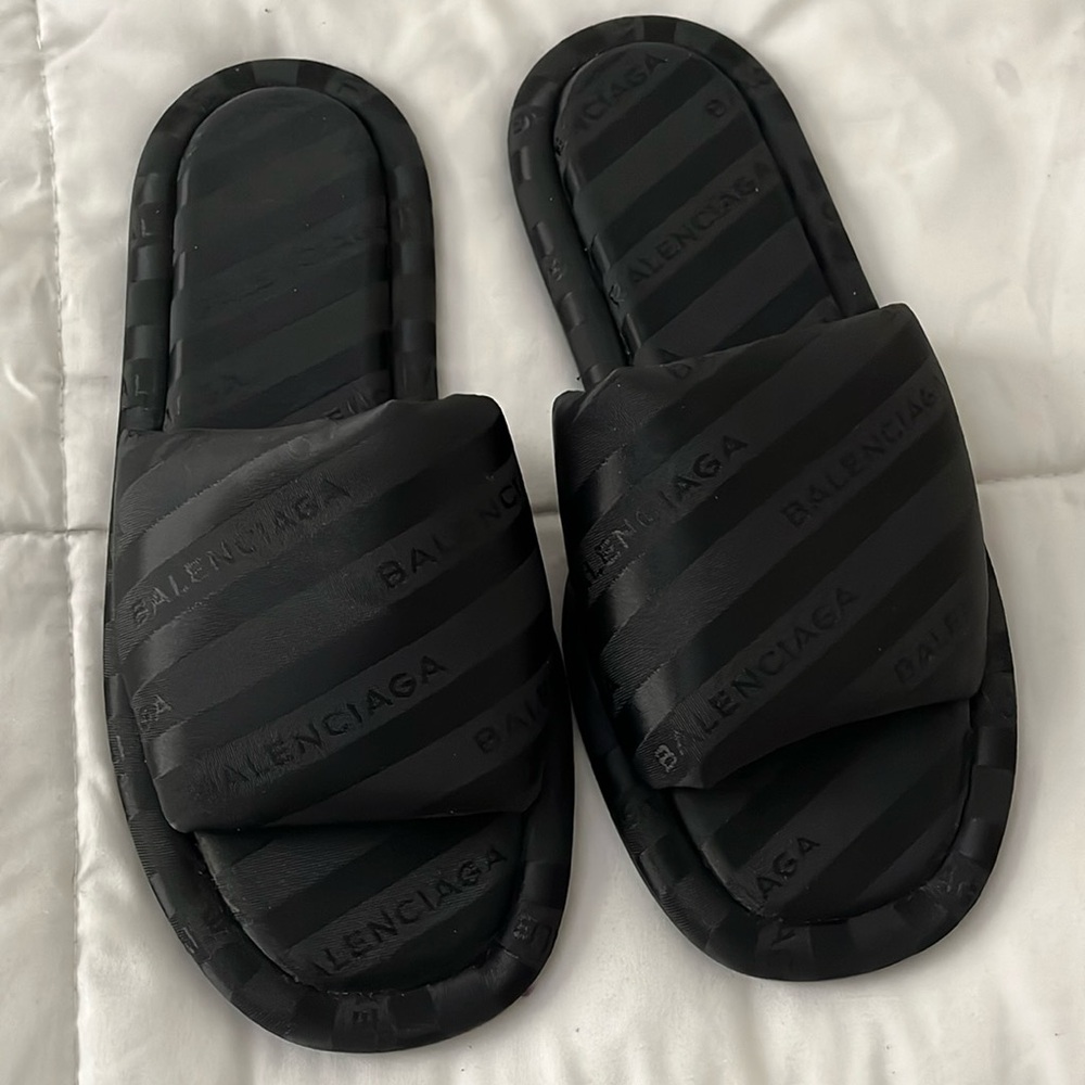 Balenciaga Slides